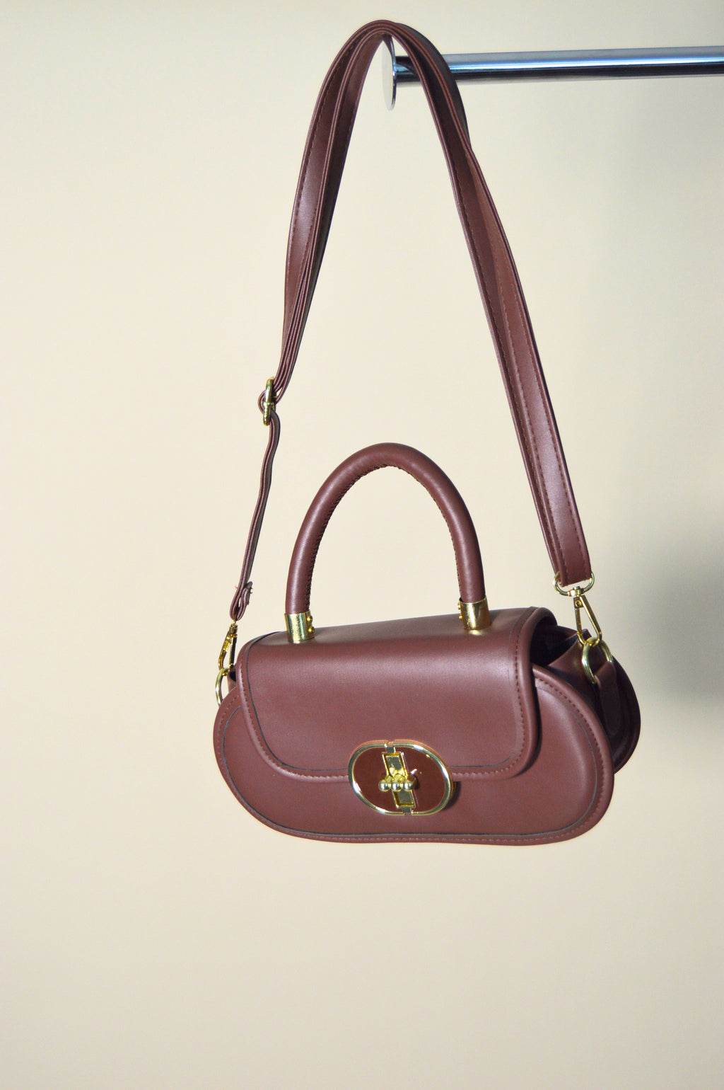 Find #30 Three Circles Handbag