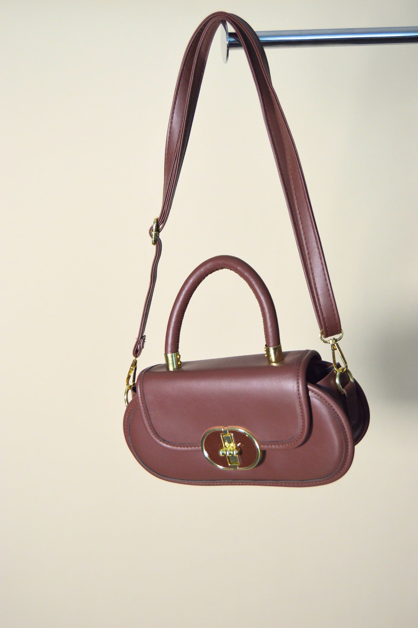Find #30 Three Circles Handbag